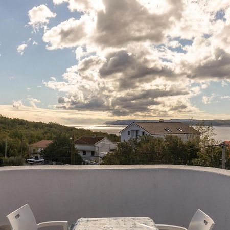 1 Bedroom Cozy Apartment In Ядраново Экстерьер фото